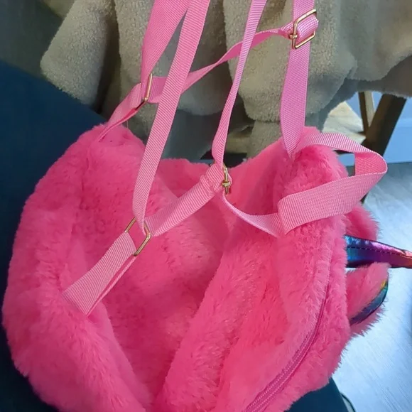 Backpack - Picture 2 of 3